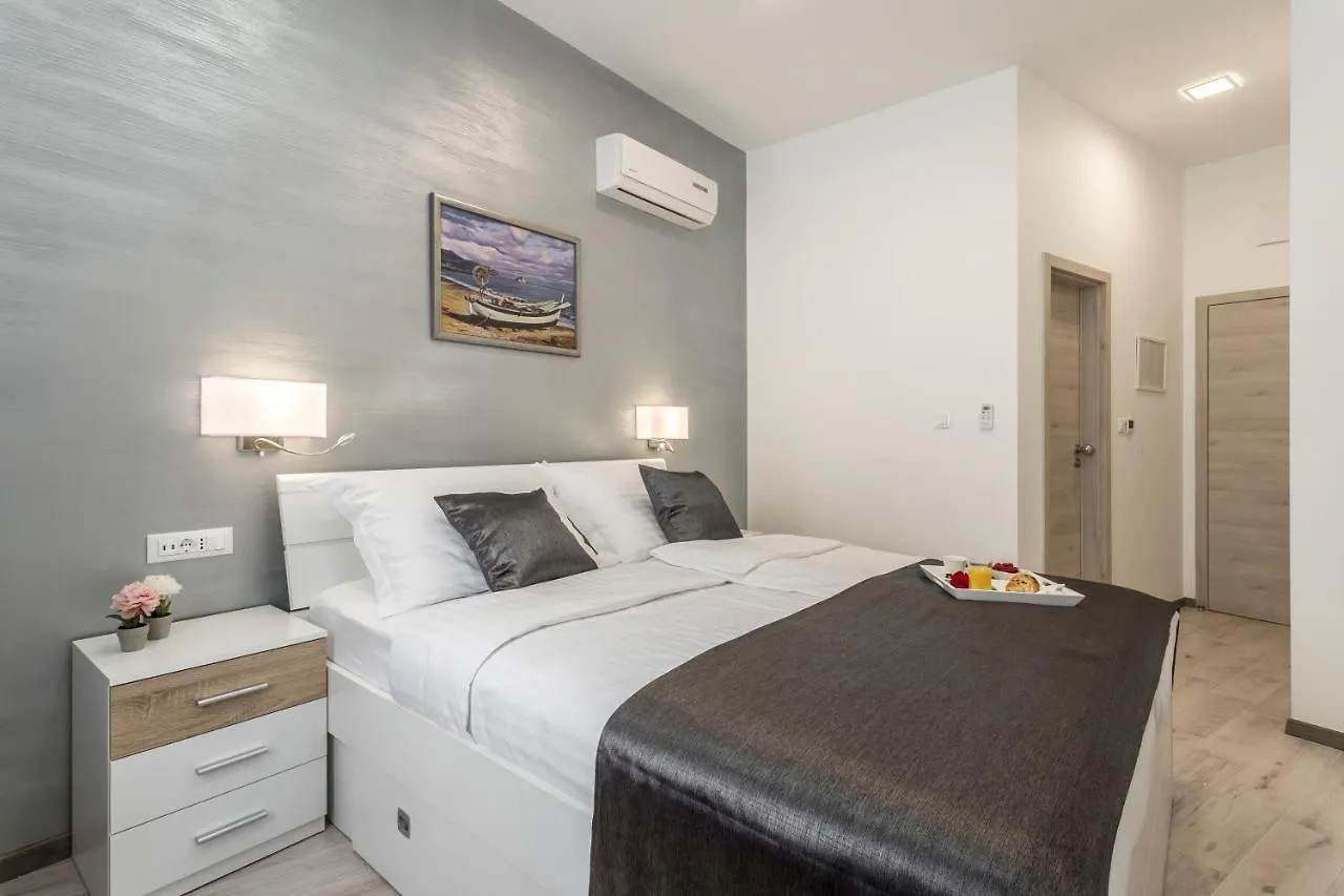 Apartments & Room Unicus I, Ii, III Split